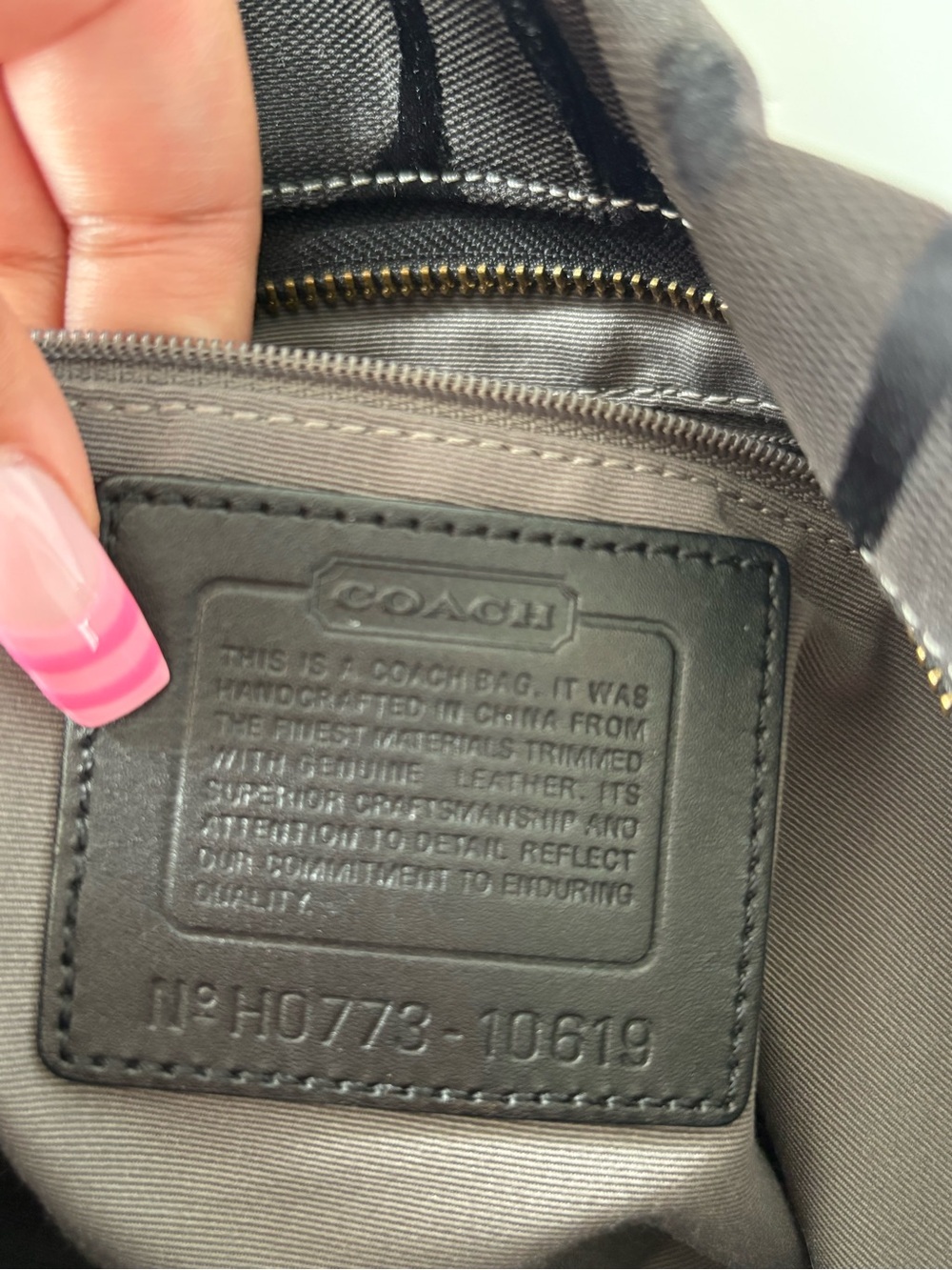 SOLD💕 Coach Carly Black Canvas Hobo Bag - Picture 5 of 5
